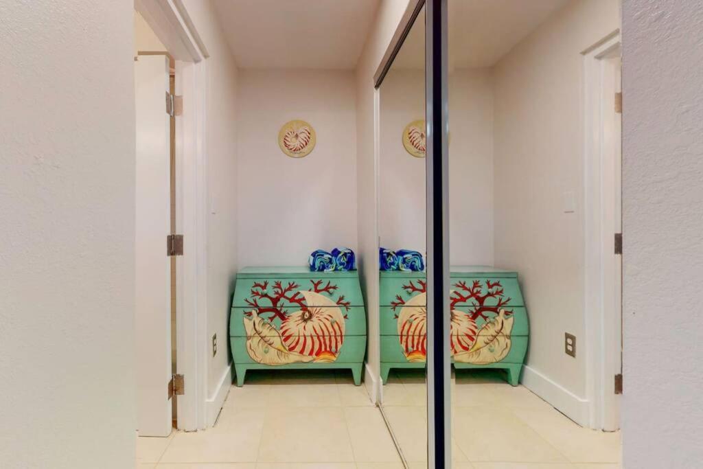 Sea Breeze, Studio 510, Beach Steps Away!+Pool+Wifi Ruskin Ngoại thất bức ảnh
