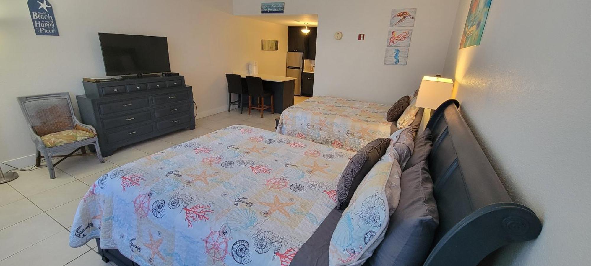Sea Breeze, Studio 510, Beach Steps Away!+Pool+Wifi Ruskin Ngoại thất bức ảnh
